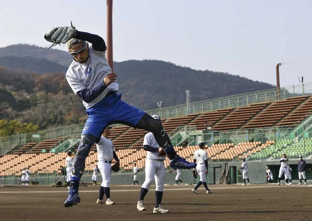 【画像・写真】イチローさん　今後は時間が許す限り高校生の情熱に向き合う　高松商で今年3校目の選手指導