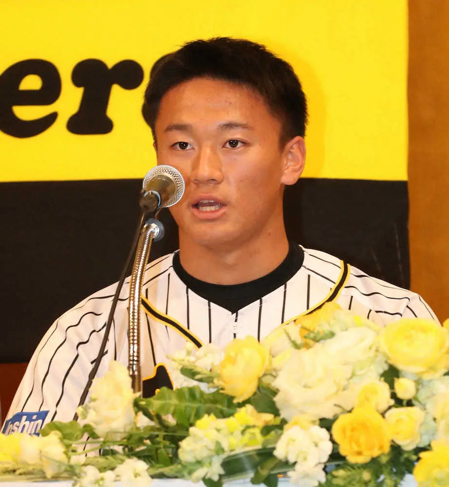 【画像・写真】阪神ドラ1・森木「世界一の投手になれるように」　堂々とした態度に矢野監督も「大したもの」
