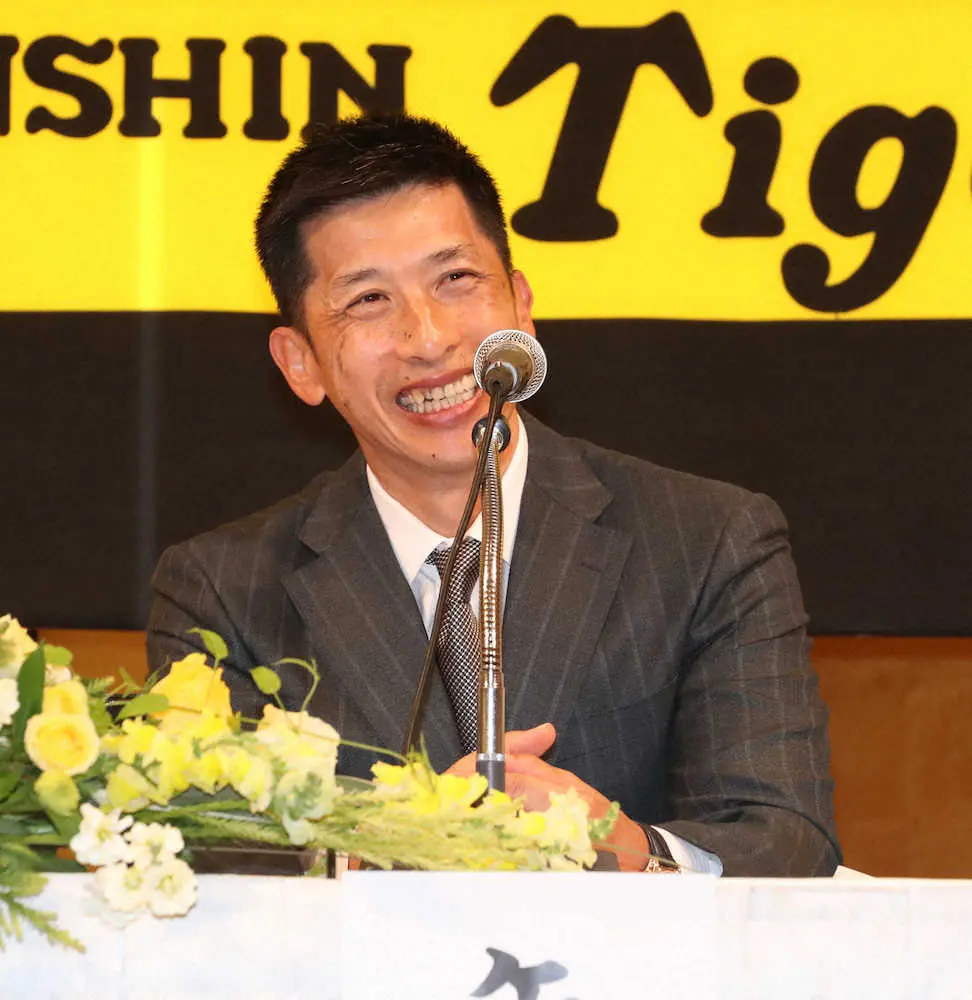 【画像・写真】阪神・矢野監督「練習しておけよ」　大学、社会人出身のルーキーに来春1軍キャンプを異例の早さで通達