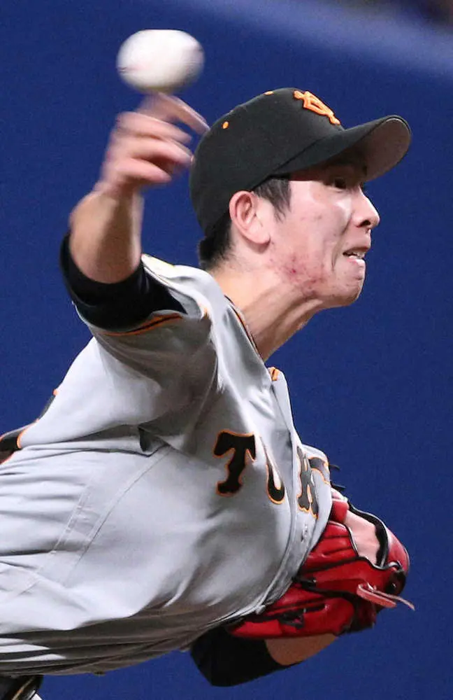 【画像・写真】巨人・戸郷、1400万円アップの年俸4000万円でサイン「後半失速」　来季は「優勝に貢献を」