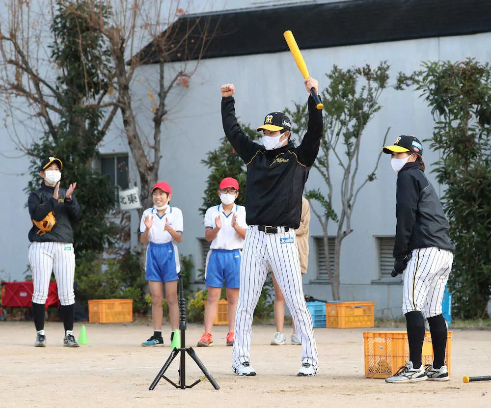 【画像・写真】阪神・中野「本当に憧れの存在」鳥谷ロード歩む！「自分もショートを守り抜きたい」