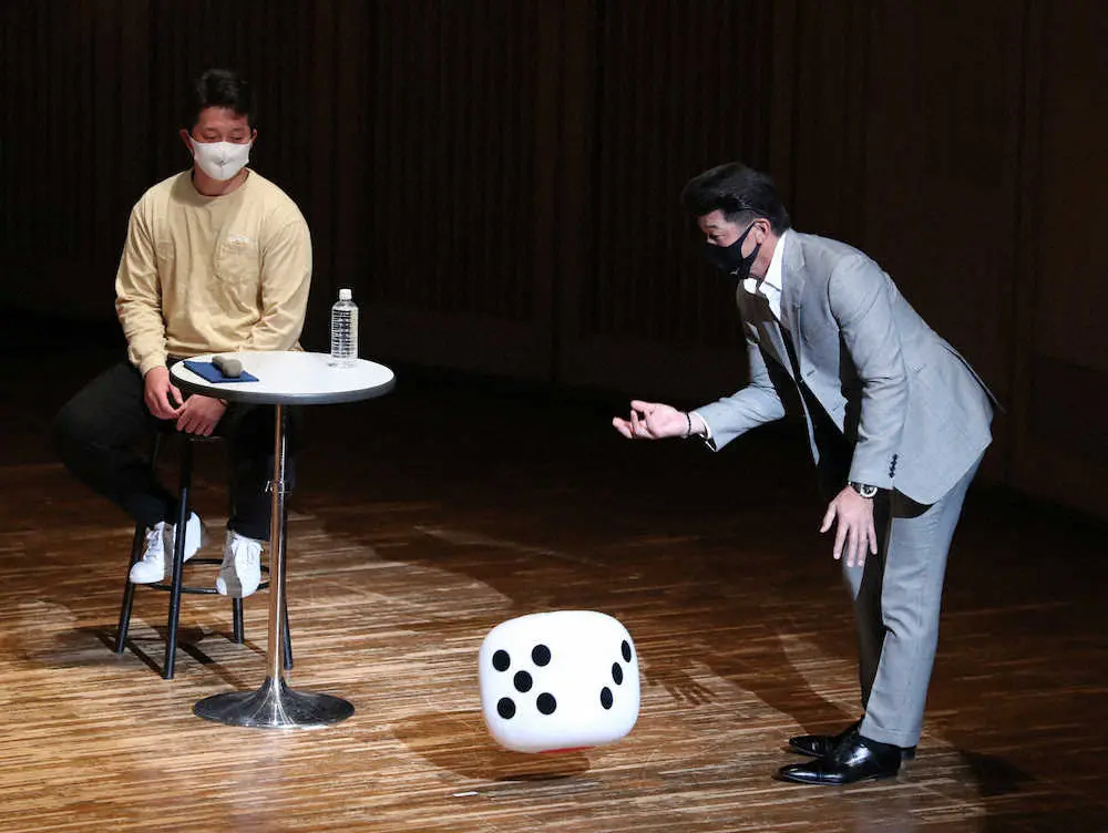 【画像・写真】DeNA牧がヤクルト村上を“すごい”と絶賛も…　三浦監督は「牧もやっている」と信頼口に