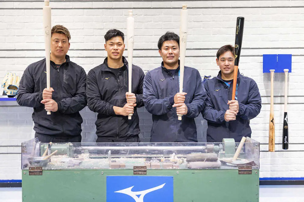 【画像・写真】阪神・佐藤輝「試合の出来を決める」　イチ打席目にカケル超イチ流への決意　豪快なイチ撃見せるぞ