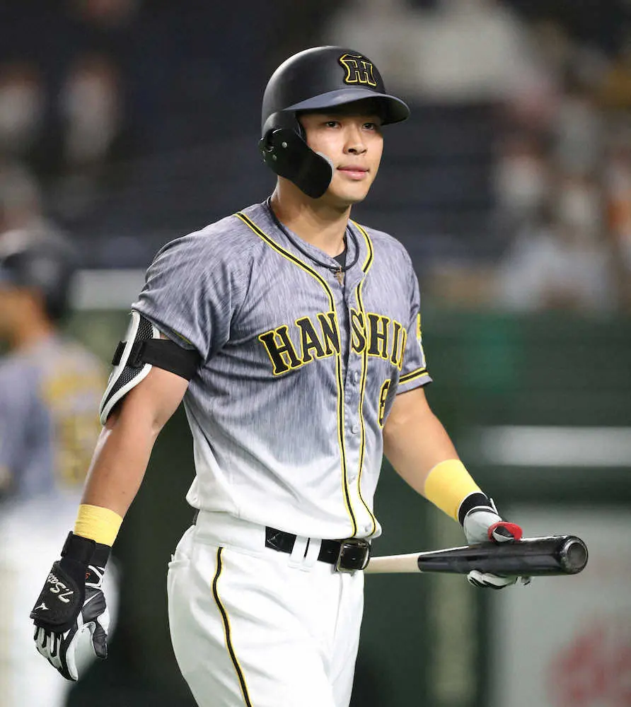 【画像・写真】阪神・佐藤輝がインスタグラム開設　初投稿は糸井、吉田正との“超人3ショット”