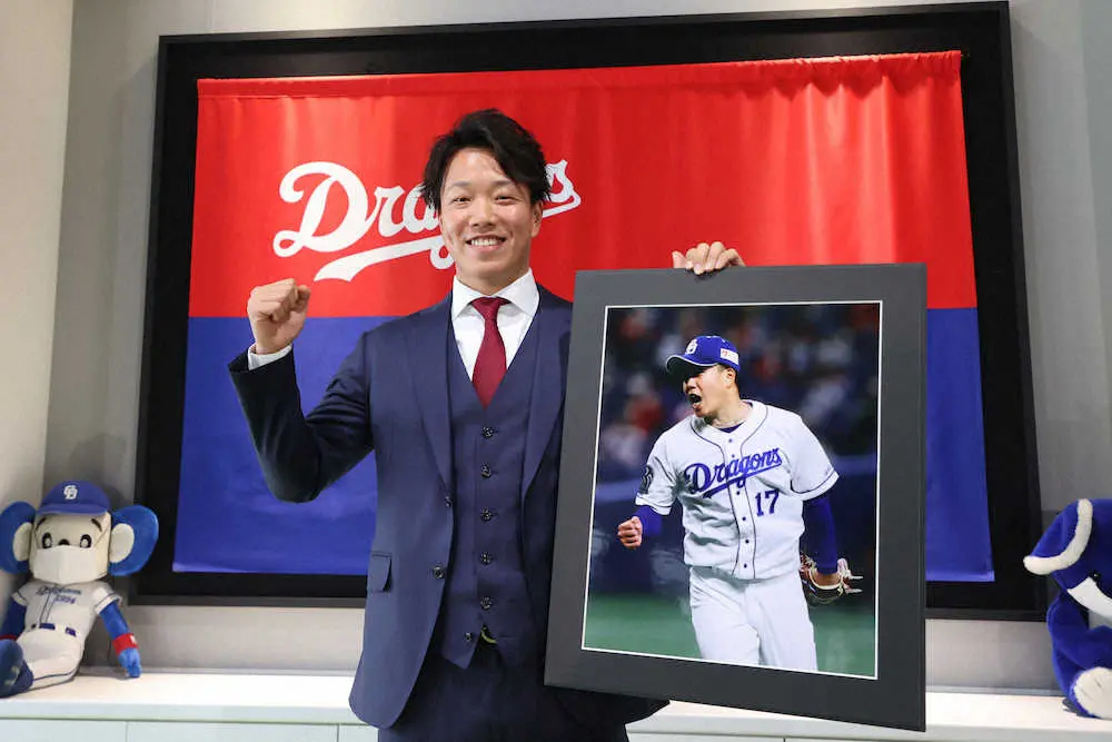【画像・写真】中日・柳　中部運動記者クラブプロ野球分科会の最優秀選手　「毎年キャリアハイを目指す」