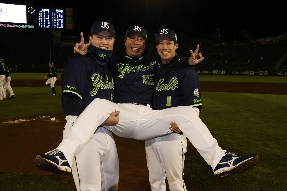 【画像・写真】高津監督「人って変わるんだな」　山田の“変化”に石橋貴明もビックリ「あの甘えん坊のてっとが？」