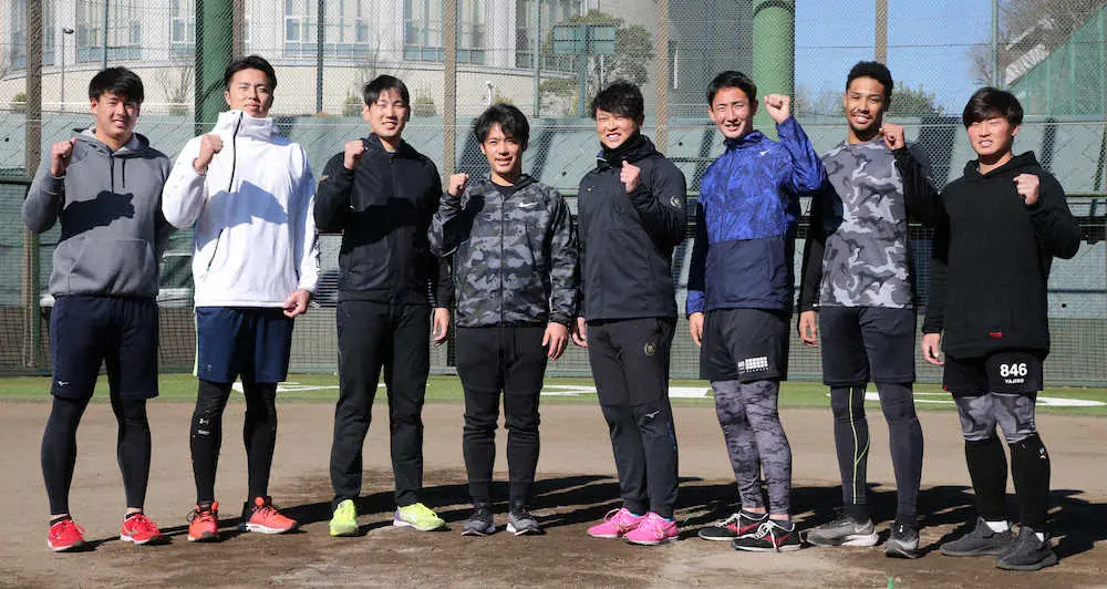 【画像・写真】ヤクルト・小川　V2へ「2桁勝利＆2桁犠打」目標「死に物狂いでバントをしていきたい」