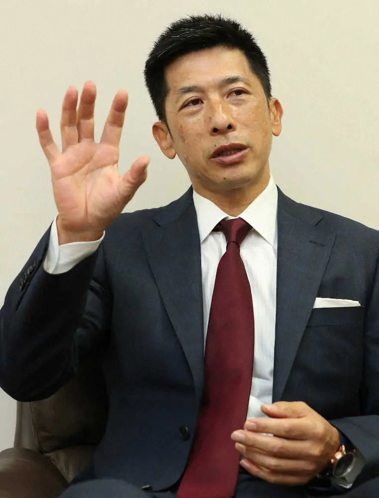【画像・写真】阪神・矢野監督　2年目の佐藤輝に期待するのは「心」の成長　「ミスした後、どうするか」