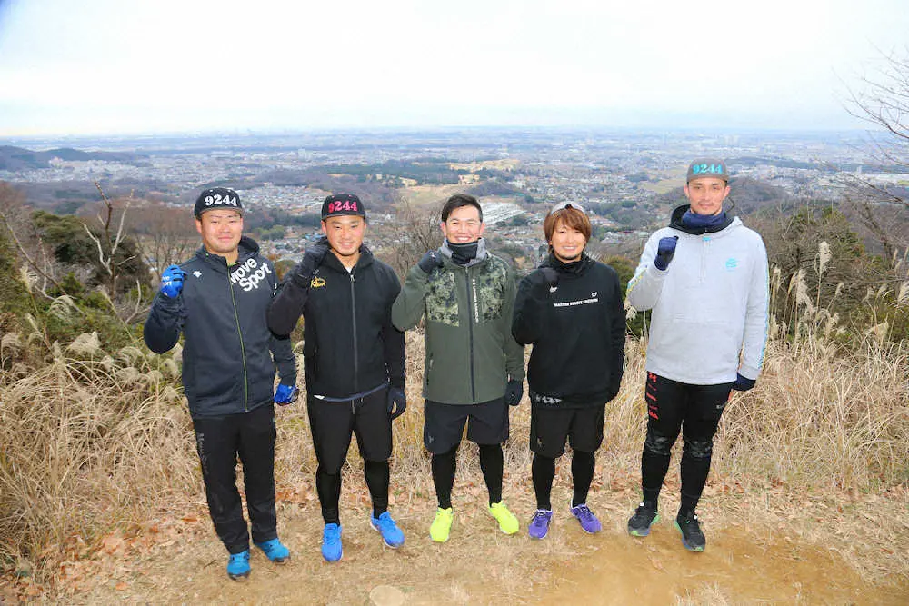 ロッテ 国吉 Dena 康晃ら チーム厚木 の自主トレ参加 ベイスターズと日本シリーズを戦いたい スポニチ Sponichi Annex 野球