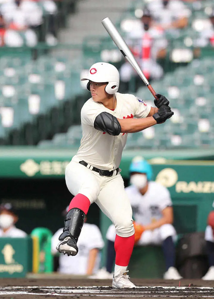【画像・写真】阪神ドラ4・前川　“プロ仕様”フォームで快音　新人合同自主トレ前日に異例の屋外ロングティー