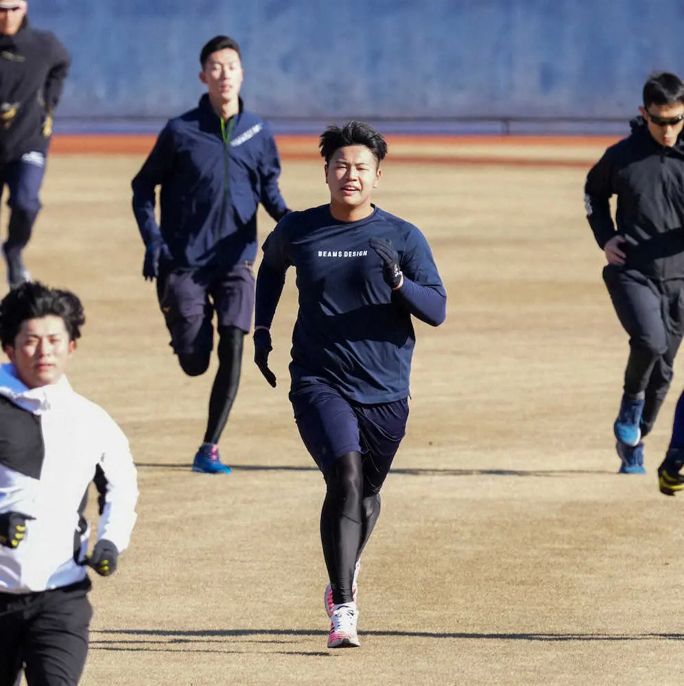 【画像・写真】日本ハム・ドラ7松浦「自主トレは体をつくる」キャッチボールには入らず別メニュー