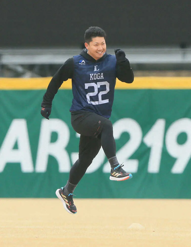 【画像・写真】西武ドラ3古賀　打力向上へDeNA・牧先輩が手本「レクサスのLXに乗れるような選手になりたい」