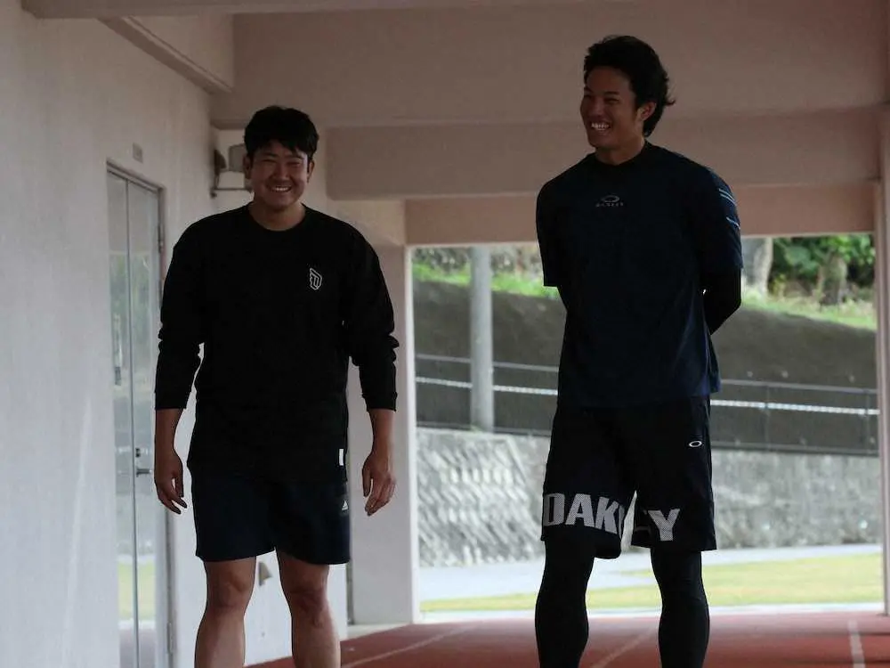【画像・写真】巨人・菅野　藤浪に軸足の使い方を助言「軸足がうまく使えるピッチャーはボールを扱うのもうまい」