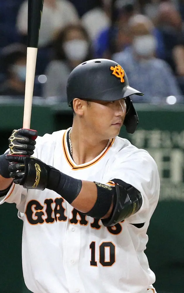 【画像・写真】巨人・中田ねちっこいトレで復活へ　同行の秋広に食トレ指令も「夜は米20合…ちょっと破産しかけてる笑」