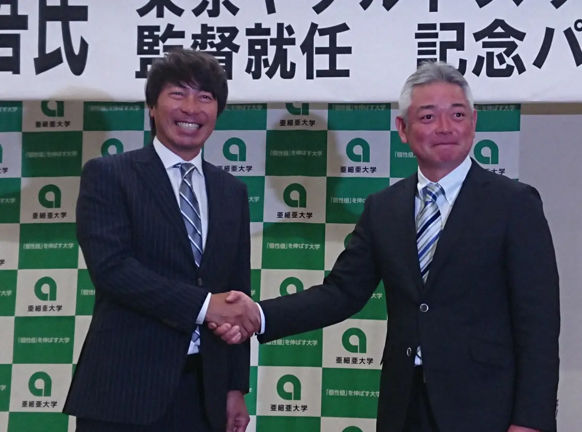 【画像・写真】高津氏と2学年上でバッテリー　亜大出身者初の殿堂入りに生田監督「名誉です」