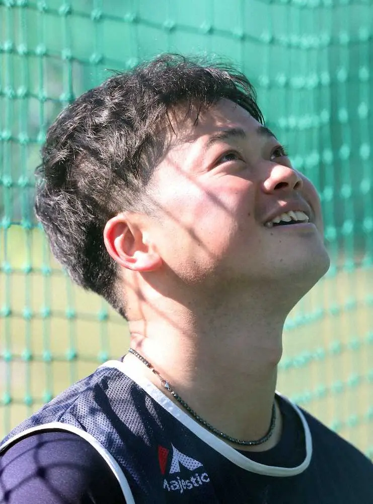 【画像・写真】ヤクルトのドラ2・丸山和　コーラ断ちで2キロ減！キャンプインまでにスリムな体を