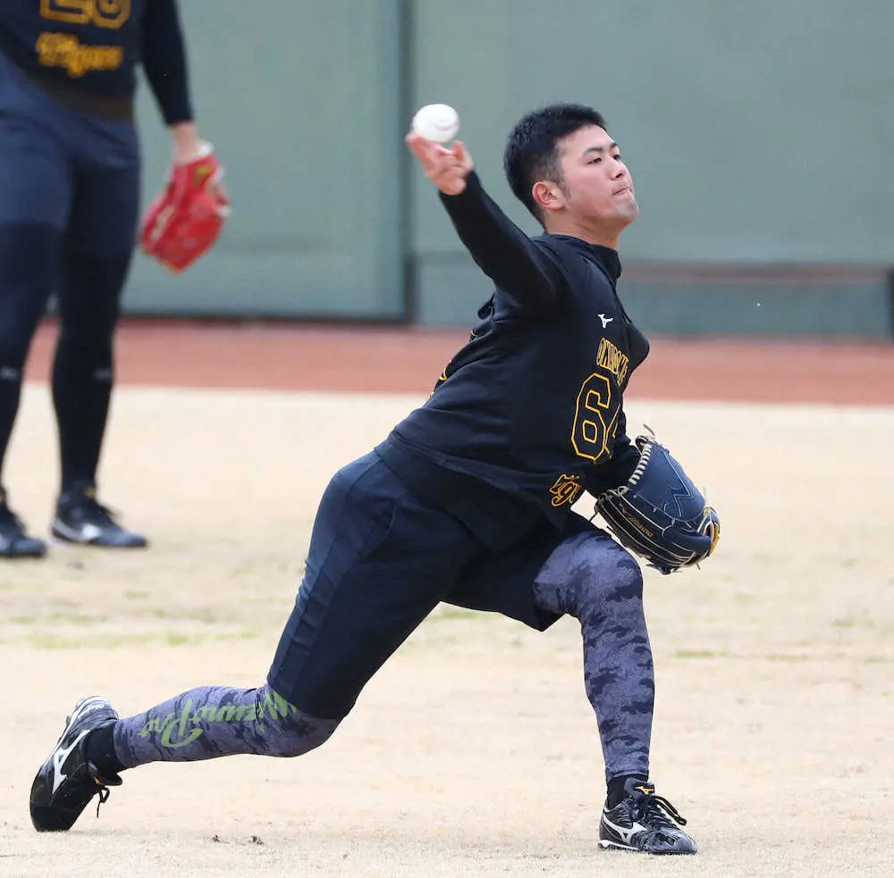 【画像・写真】阪神　新型コロナ感染のドラ5岡留が新人合同自主トレ合流　昨晩入寮