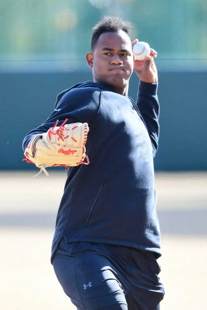 【画像・写真】巨人・メルセデスが自主トレ再開「去年よりは勝つ」と気合