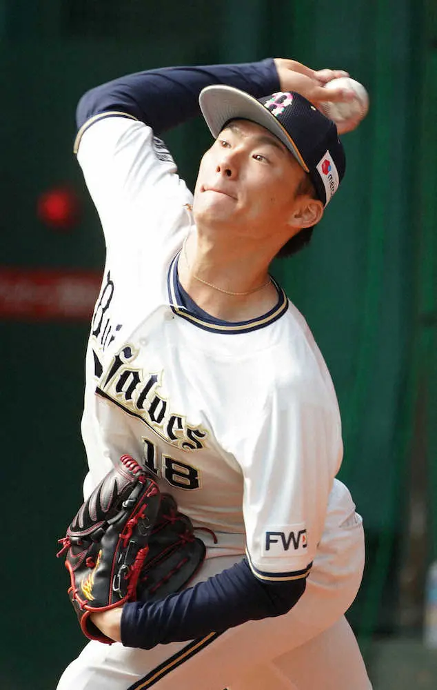 【画像・写真】オリックス・由伸の“珍トレ”は一見の価値　サブグラウンドでの自主トレは報道陣も見逃しがち