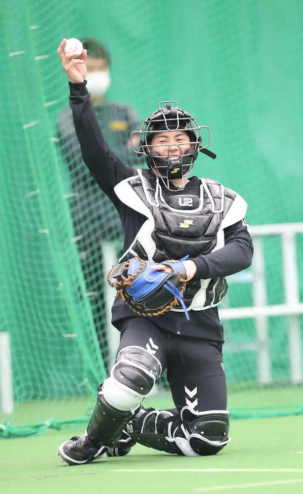 【画像・写真】阪神・梅野　全試合出場へ打力アップ誓う「昨季最後、悔しい思いをしている」