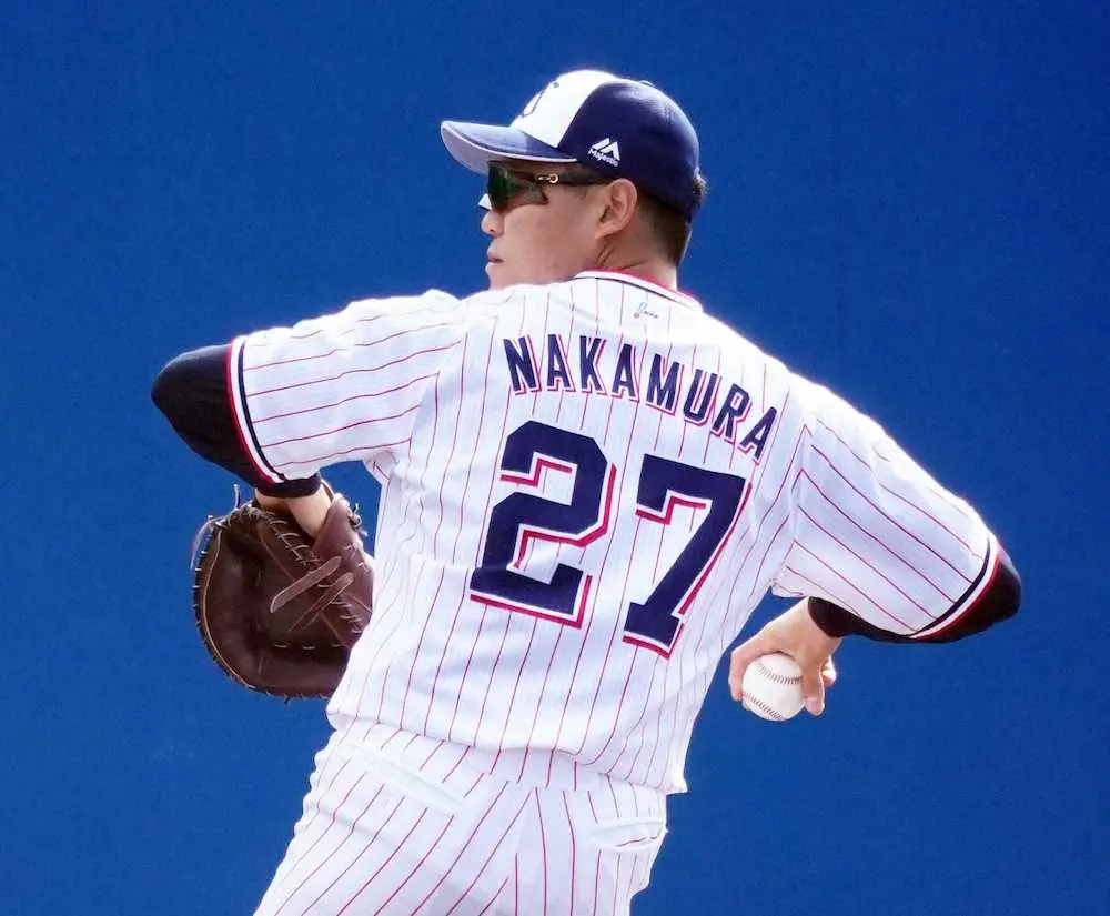 【画像・写真】ヤクルト・中村が新背番「27」お披露目　「緊張しました。凄く身が引き締まる思い」