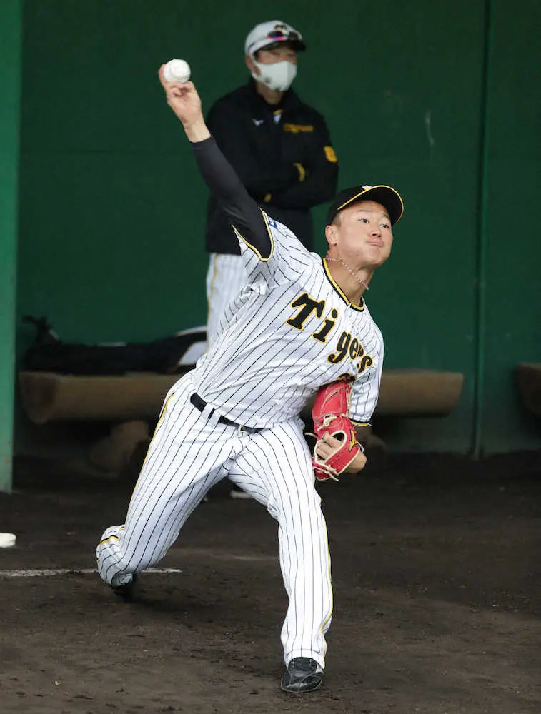 【画像・写真】ドラフト1位の阪神・森木が早速ブルペン入り