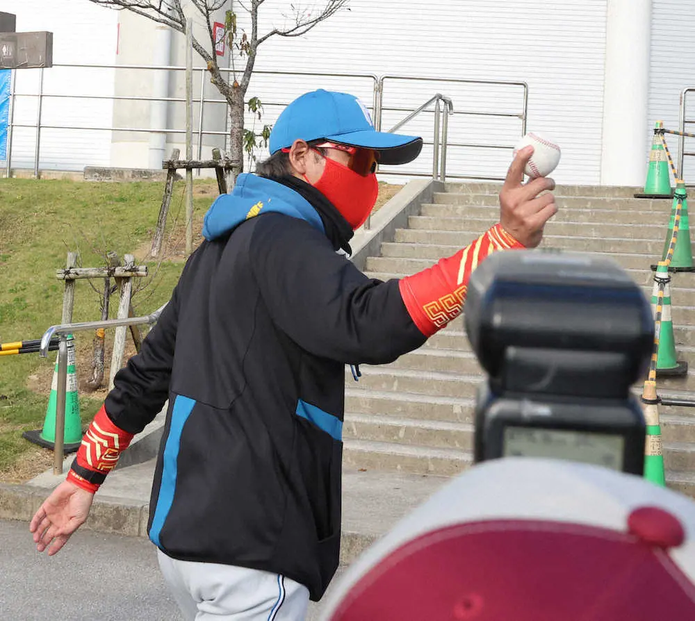 【画像・写真】新庄ビッグボス「俺でもこんなことしないのに！」初対外試合のポイントに挙げた選手名