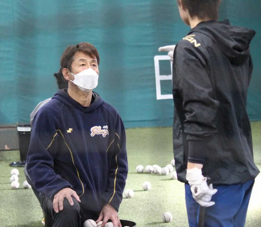 【画像・写真】女子硬式野球クラブ「九州ハニーズ」誕生　川端友紀「長く続ける環境をつくろうと」楢岡らと結成