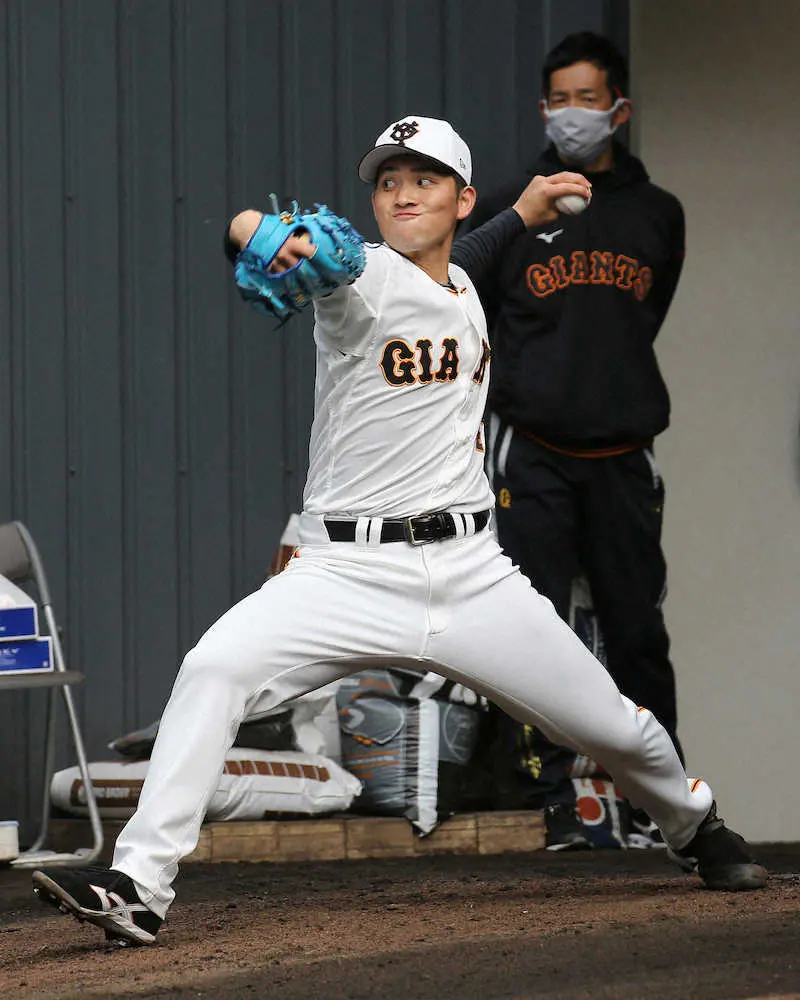 【画像・写真】巨人・高橋優貴がブルペンで118球の熱投。セットやクイックも確認