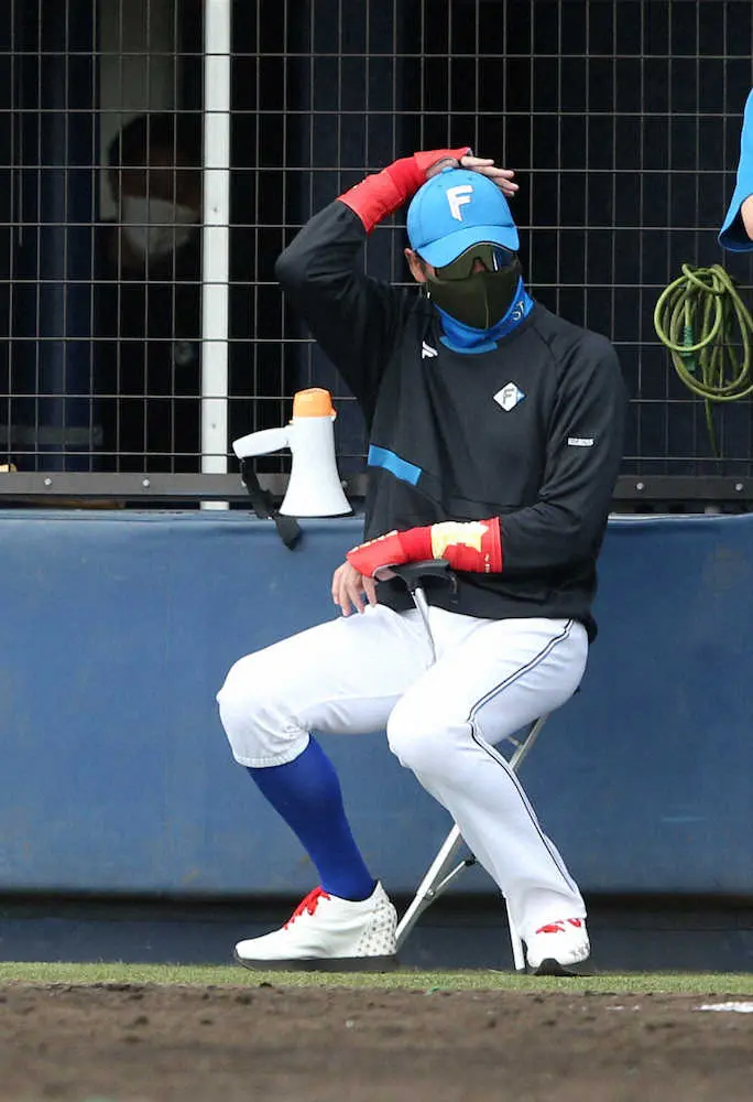 【画像・写真】新庄監督はノムさん三回忌に阪神戦ドロー　独自の采配貫き「野村さんだったらどういうサイン出したのかな」