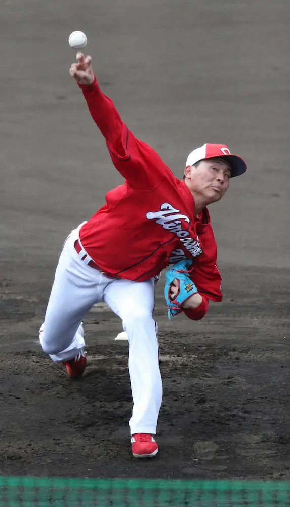 【画像・写真】広島・栗林がフリー打撃初登板で仕上がり上々　末包、宇草から計42球で安打性8本