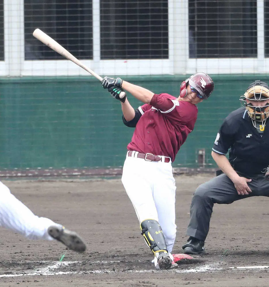 【画像・写真】楽天育成3年目コンビが躍動！小峯　自己最速152キロ1回零封、マーキは途中出場で「集中」1安打