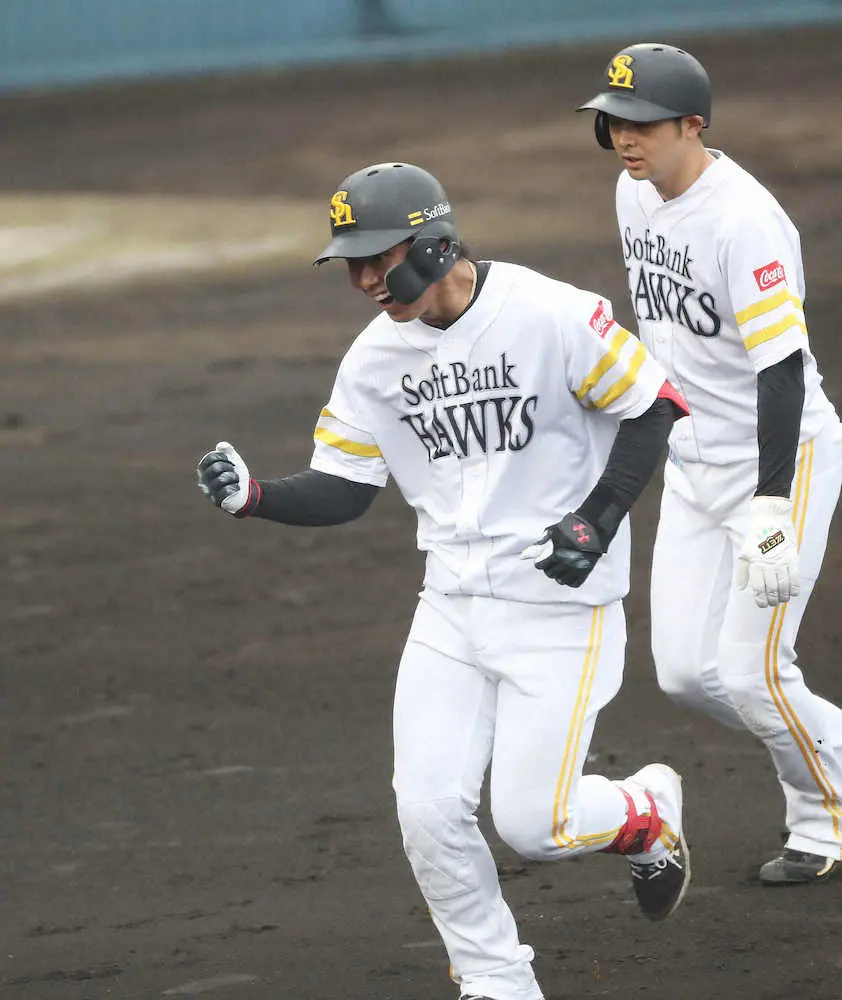 【画像・写真】ソフトバンクの開幕遊撃はオレ！今宮が“チーム1号”で名乗り　フルスイング控える新打法に手応えも