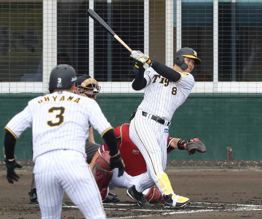 【画像・写真】阪神・佐藤輝、今季初の先発三塁で3安打！ホットコーナーへのこだわり吐露「奪い取る気持ちでやりたい」