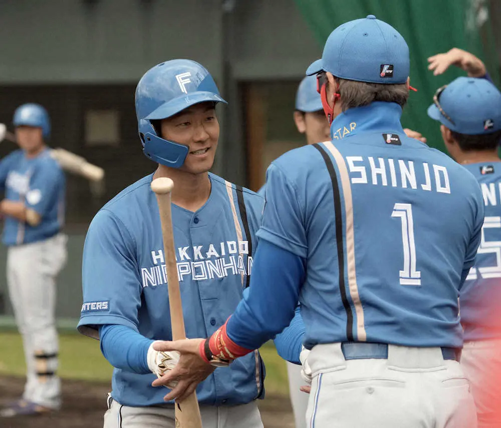 【画像・写真】日本ハム・石井　4番起用に応え一発！新庄監督「打てる感じした」