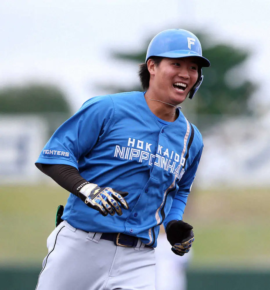 【画像・写真】日本ハム・郡　ビッグボス効果の会心アーチ!「めちゃくちゃ乗ってます」