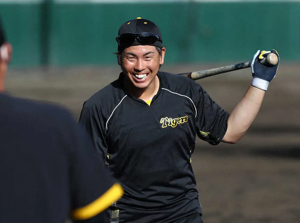 【画像・写真】阪神・梅野がスゴいのはファンサービスだけじゃない！　大変ありがた～い“記者サービス”