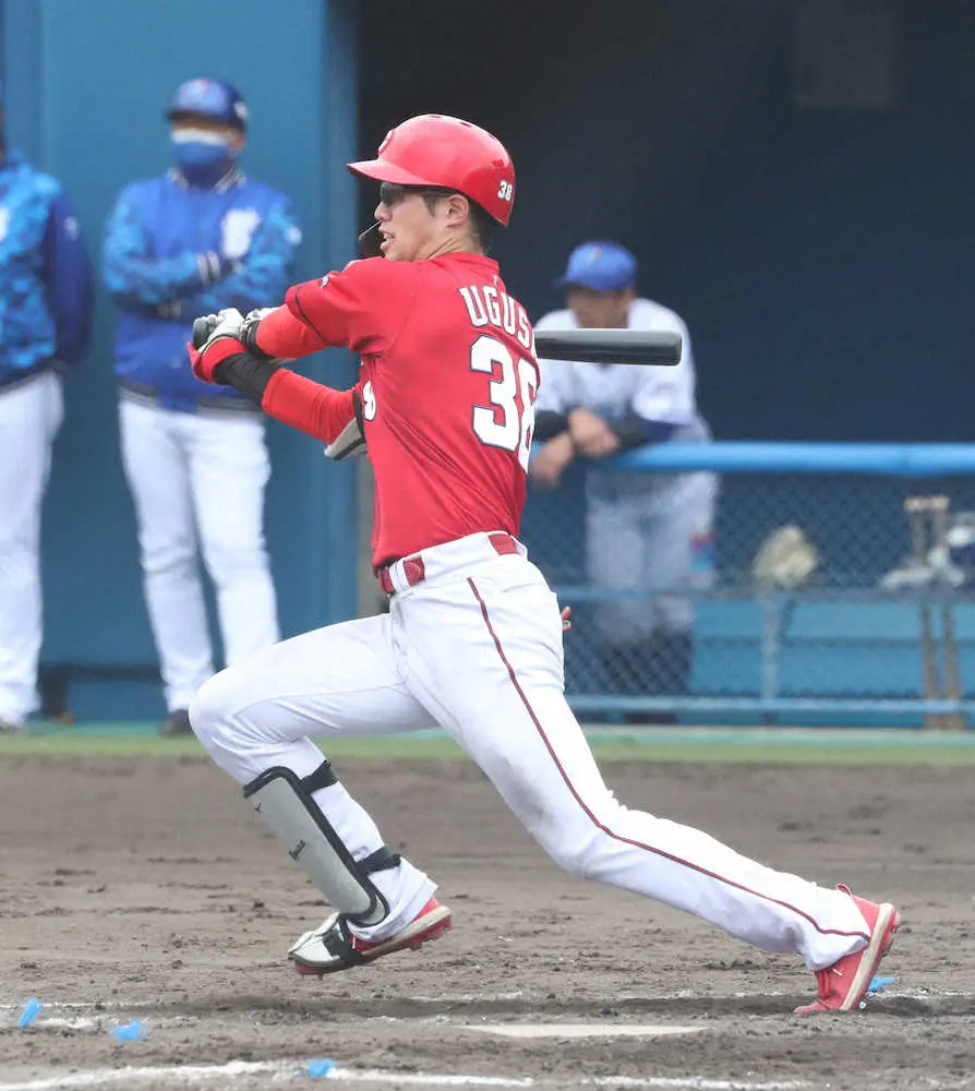 【画像・写真】待望の快音！広島・宇草が躍動3安打　「アピールしていく立場、毎日が勝負」