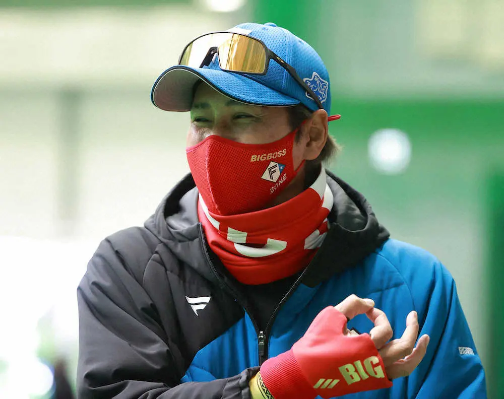 日本ハム 新庄ビッグボス シーズン中は福山雅治さん さらなる大物臨時コーチ招へいプラン スポニチ Sponichi Annex 野球