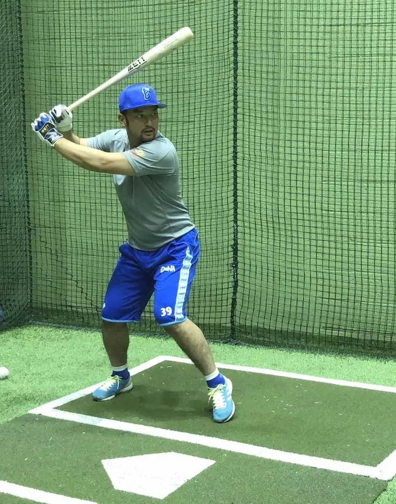 【画像・写真】DeNA・三浦監督　2軍練習試合VS中日視察　先制ソロの嶺井期待