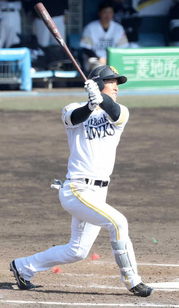 【画像・写真】ソフトバンク・上林復活の鍵は「審判員泣かせ」のファウル