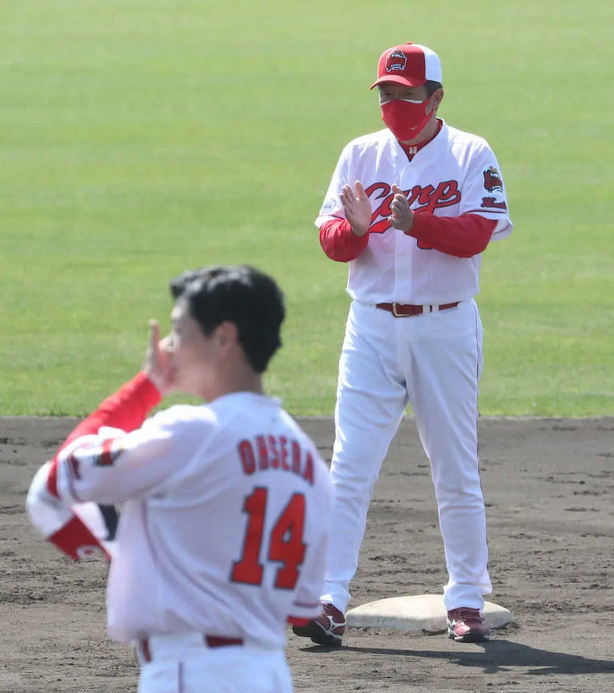 【画像・写真】【キャンプ終えて】「九里、森下は競争に負けたわけではない」広島・佐々岡監督が「先発3本柱」に期待