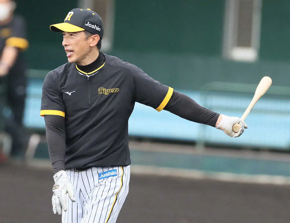 【画像・写真】阪神・矢野監督「気持ちが伝わればいいな」　“デス”じゃない“LOVEノック”でラストキャンプ締め