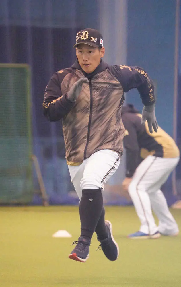 【画像・写真】オリックス・吉田正　開幕戦100％で打ちまくる!　両足首の経過は順調　逆算調整でキッチリ仕上げる