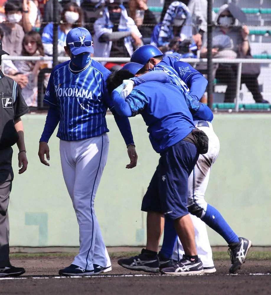 【画像・写真】DeNA・森は右ハムストリング肉離れと左足首ねん挫でリハビリ組へ