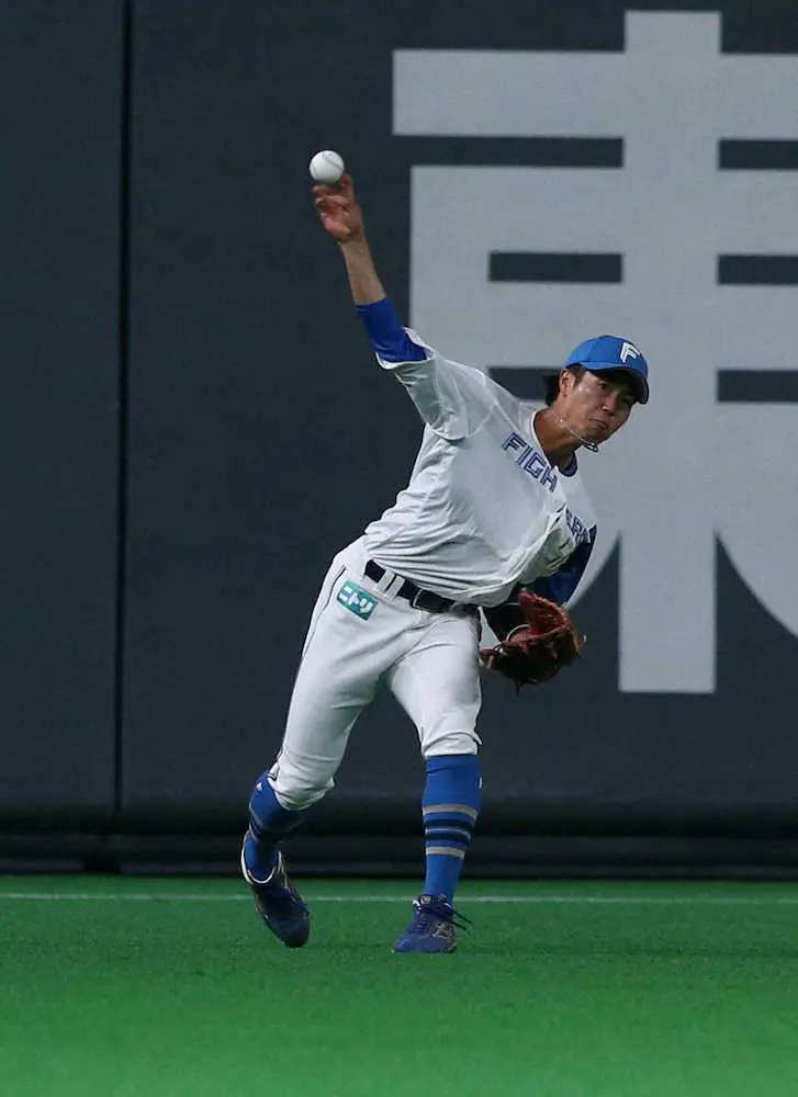 【画像・写真】新庄監督オープン戦本拠・札幌D初戦1安打で白星　“サプライズ起用”の選手たちが次々と活躍!