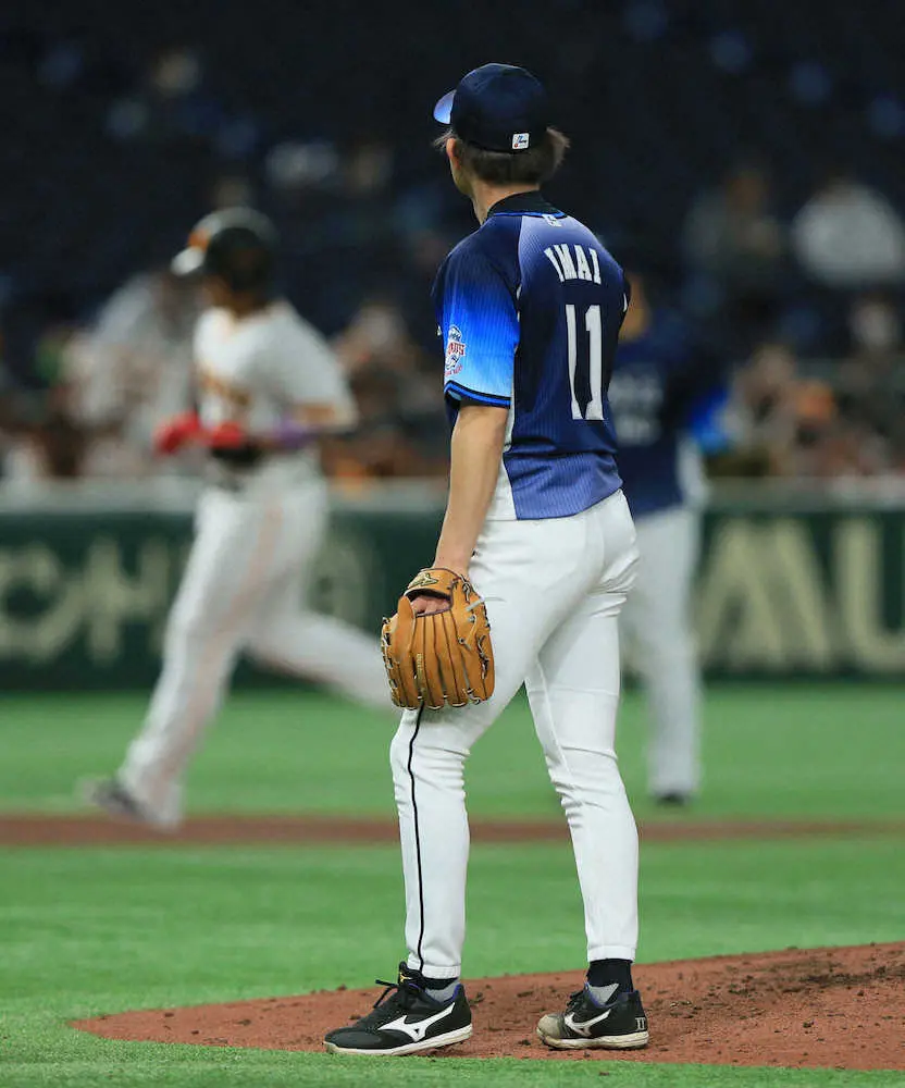 【画像・写真】西武　今井達也が打球直撃でヒヤリ　巨人とOP戦