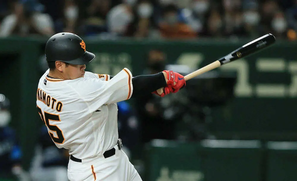【画像・写真】岡本様が早くもエンジン全開！初回の2戦連発弾に続いて6回には特大弾で2戦3発　下手投げも関係なし！