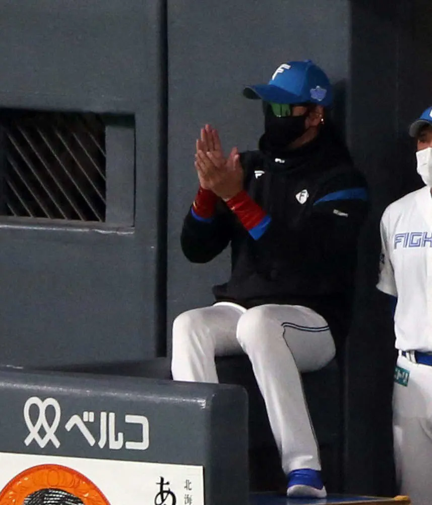 【画像・写真】巨人・菅野を知らなかった!?日本ハム・新庄ビッグボス　先入観なく1～4番に新人ズラリ起用