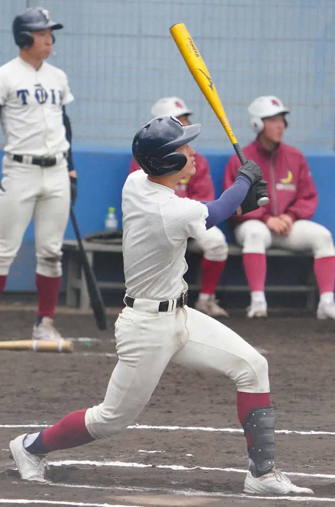 【画像・写真】大阪桐蔭が練習試合を公開　3番・松尾が2打席連発「桐蔭が負けたら“なんでやろ”…泥くさく」